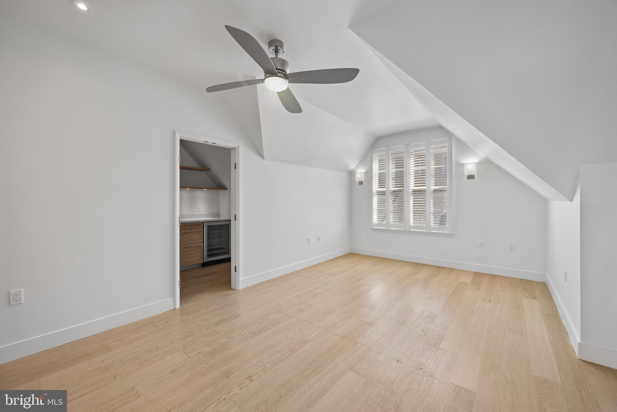 BRIGHTLEAF AND COOPER - Residential