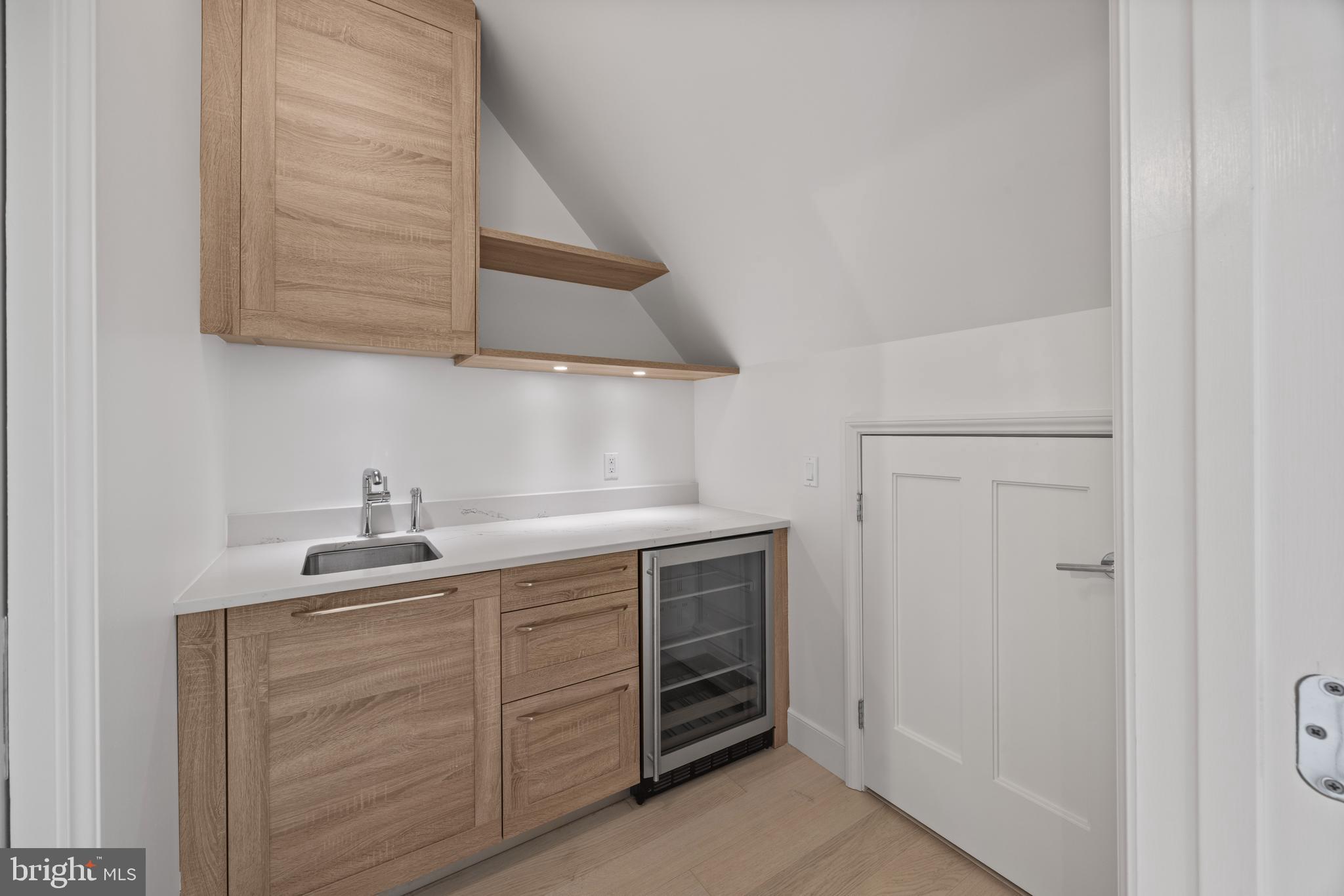 BRIGHTLEAF AND COOPER - Residential