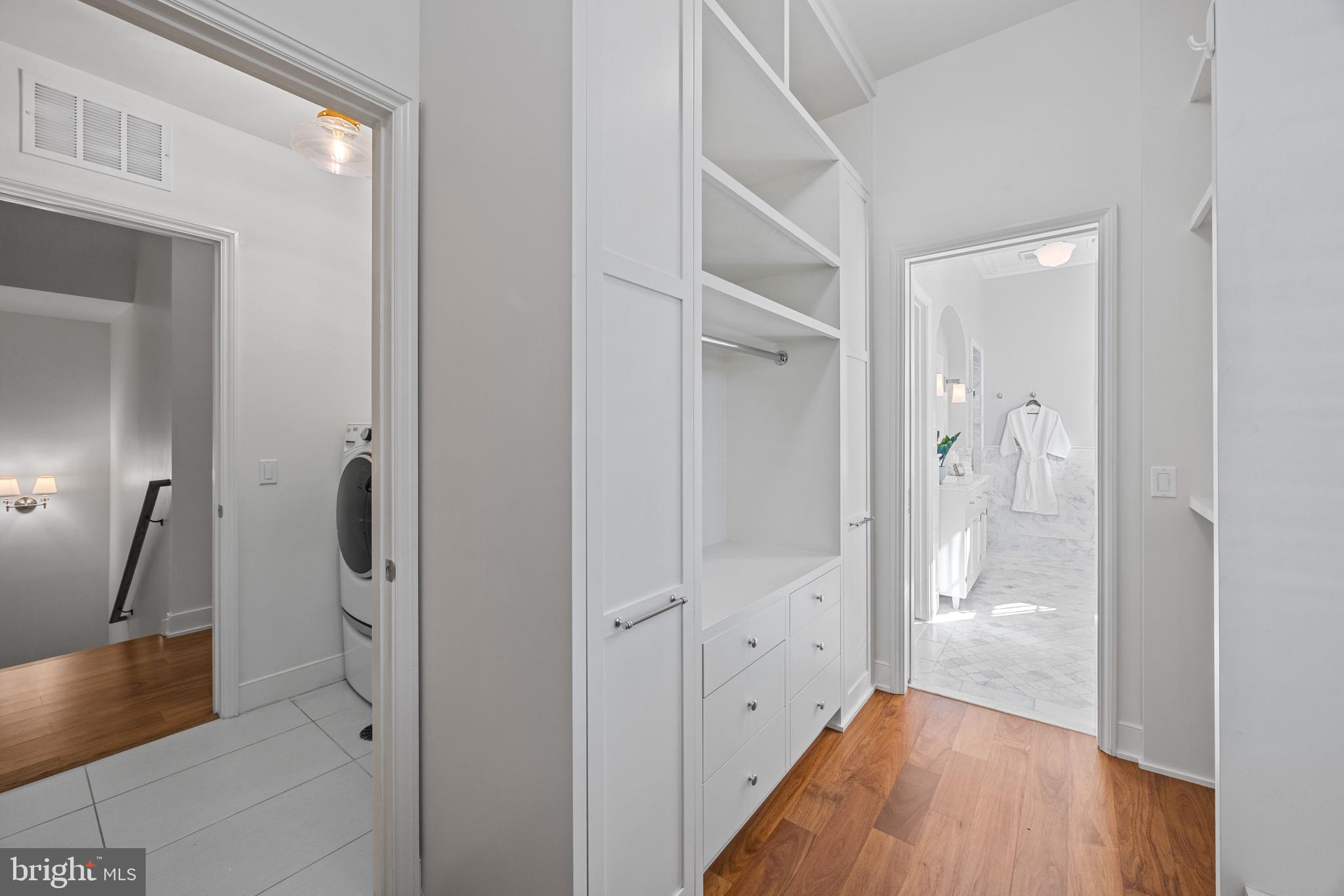 BRIGHTLEAF AND COOPER - Residential