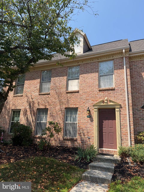 Townhouse For Sale - 1709 Peyton Randolph Court<br/> NEW CUMBERLAND, PA 17070