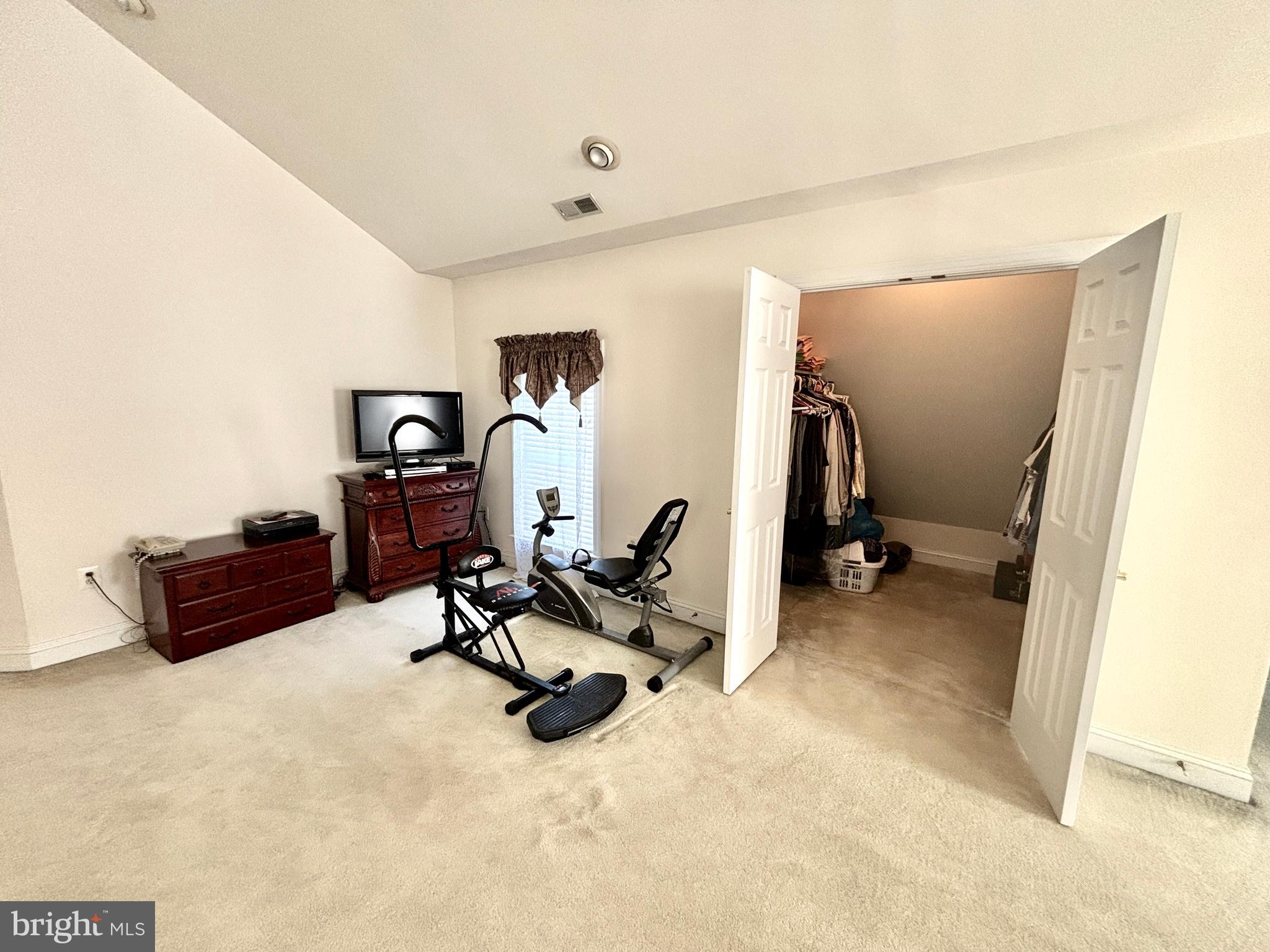 LONGMEADE SUB - Residential