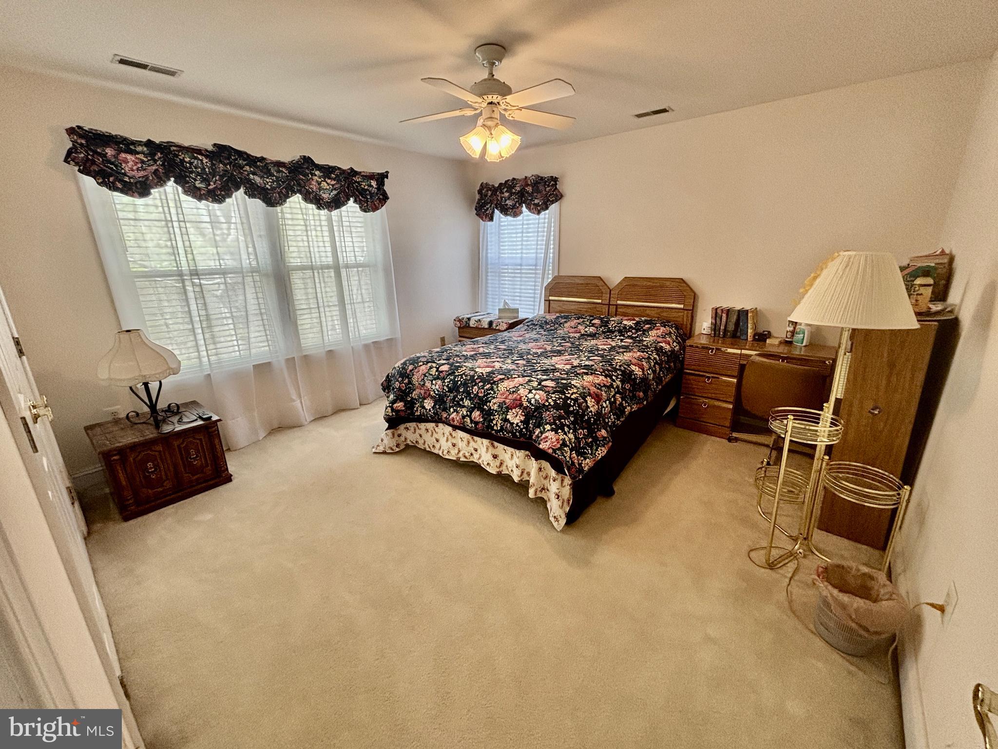 LONGMEADE SUB - Residential