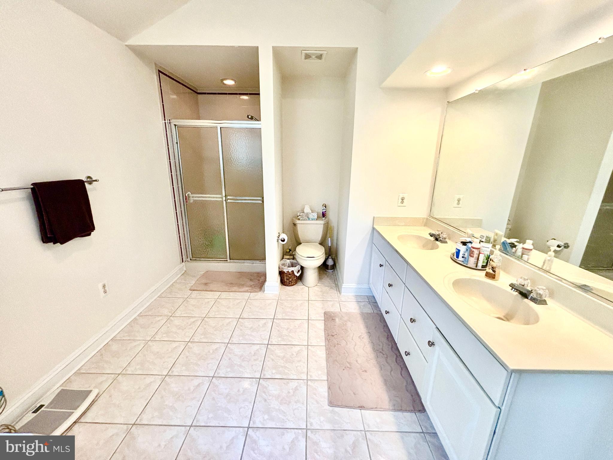 LONGMEADE SUB - Residential