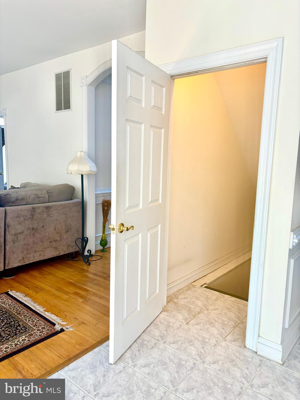 LONGMEADE SUB - Residential