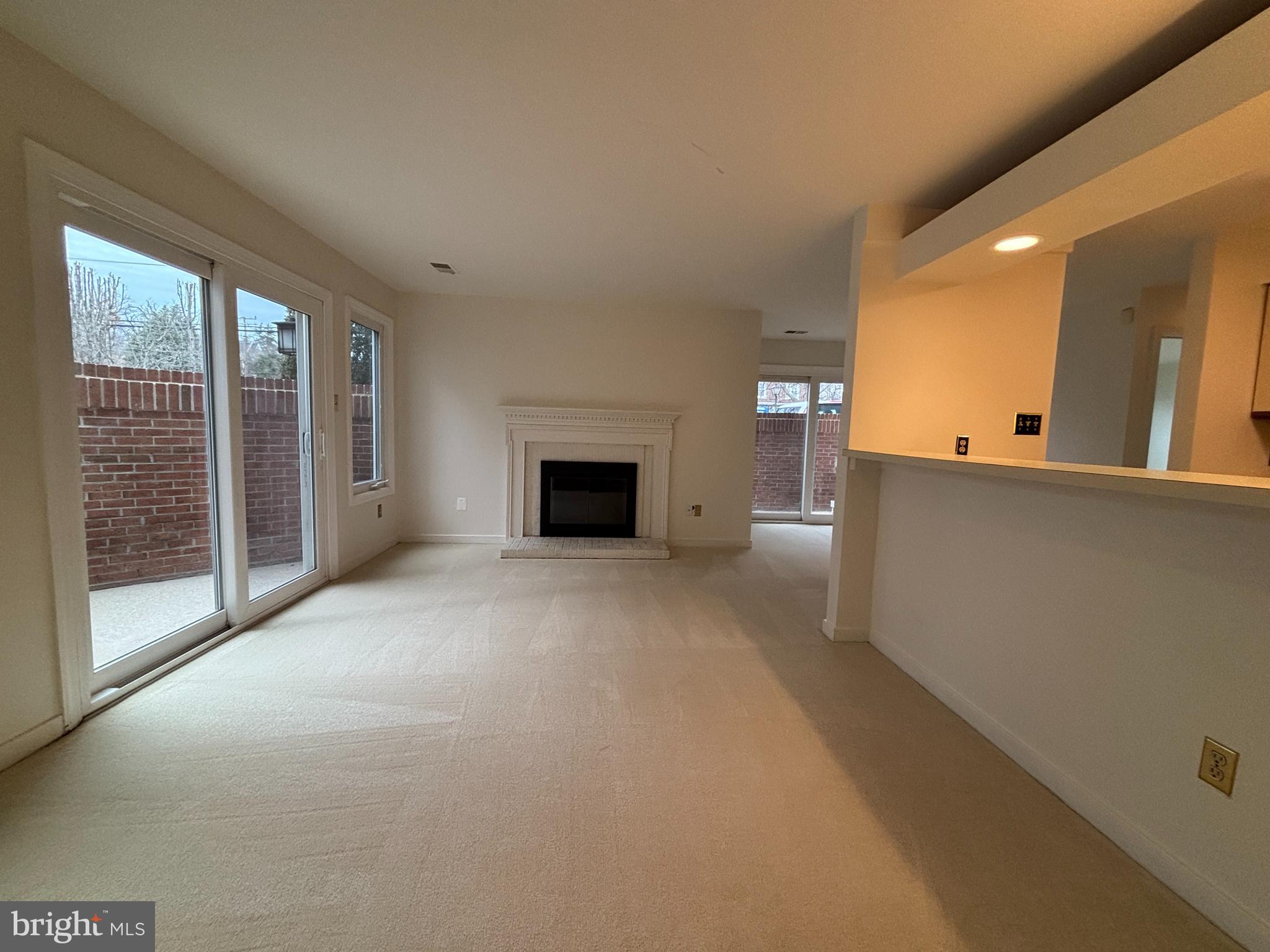 5526 LANGSTON BOULEVARD 11-E