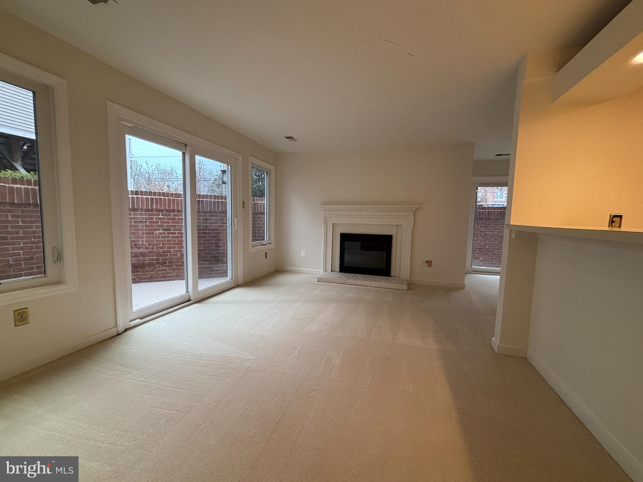 5526 LANGSTON BOULEVARD 11-E