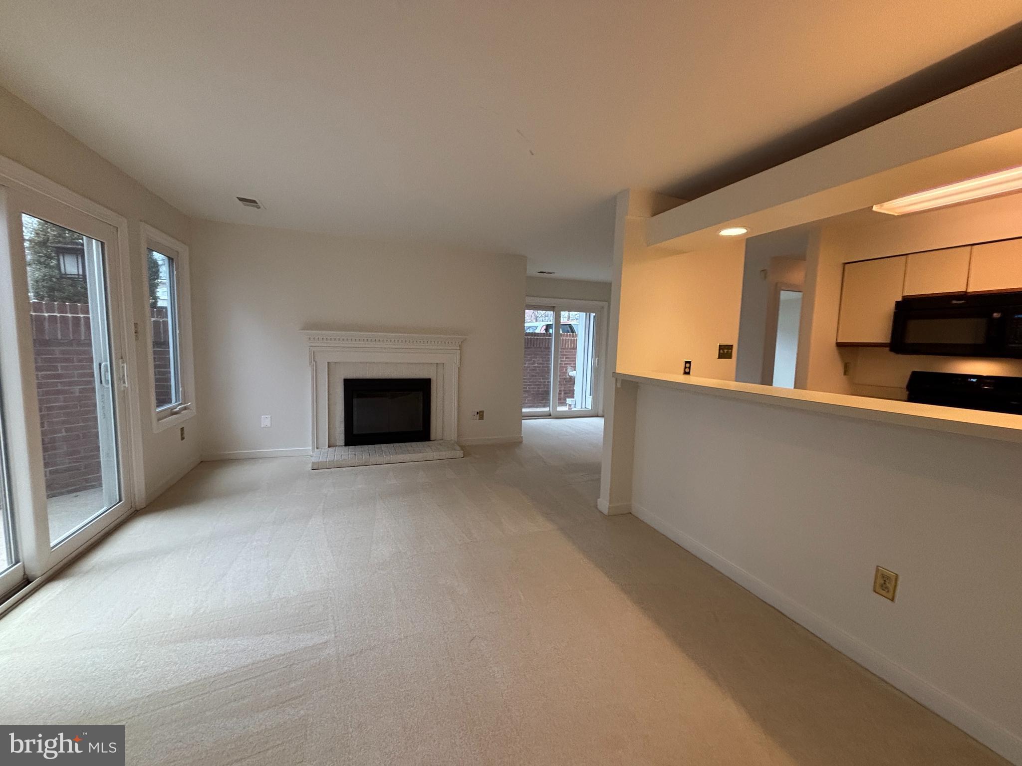 5526 LANGSTON BOULEVARD 11-E