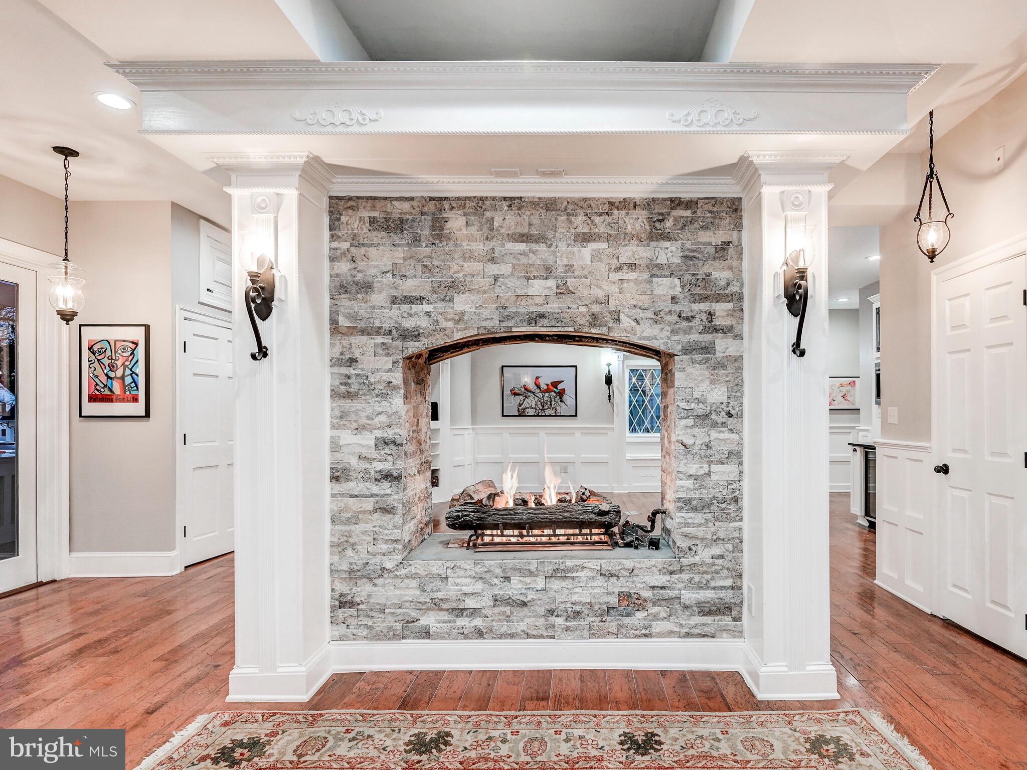 NORTH ROLAND PARK - Residential