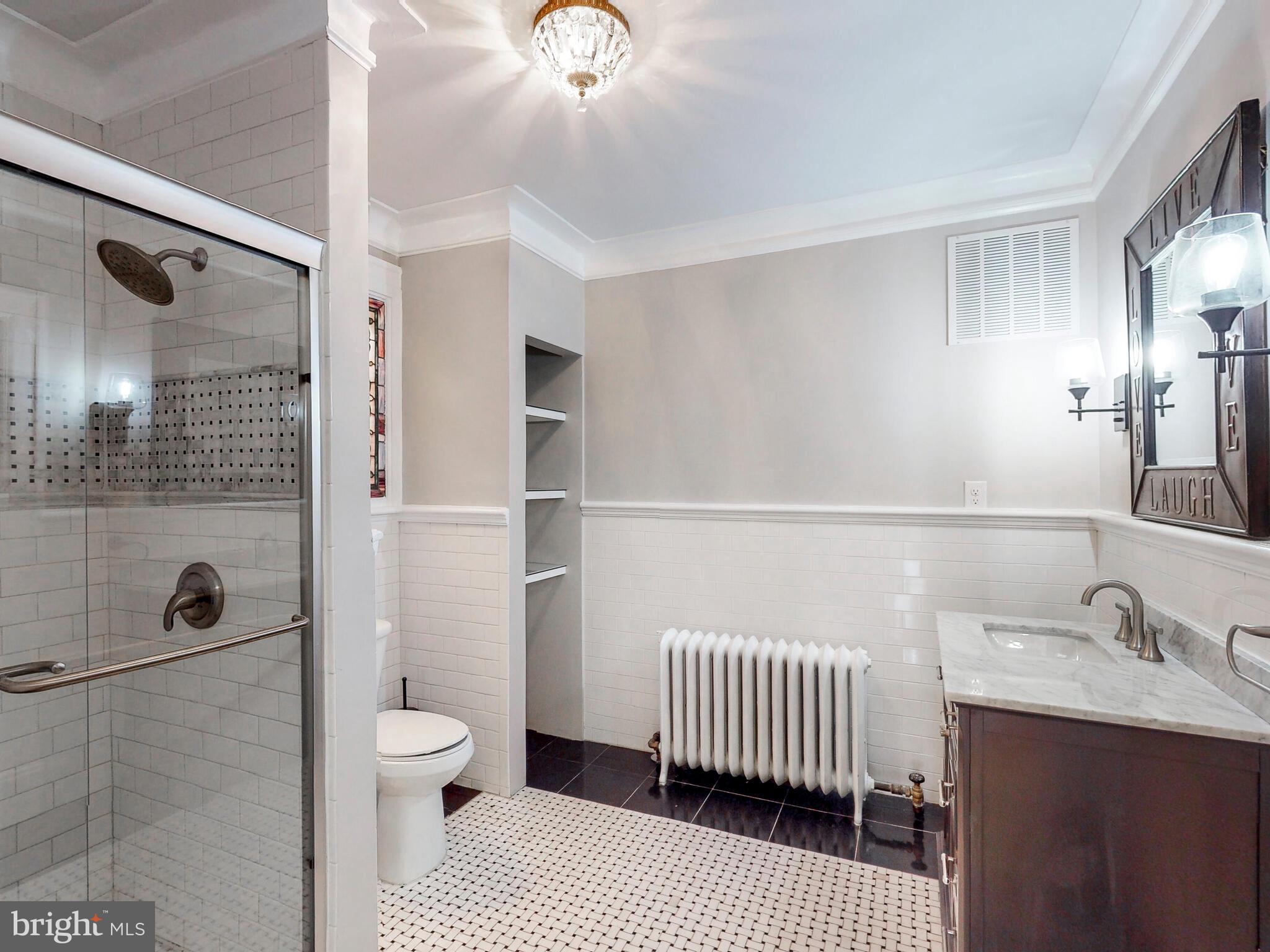 NORTH ROLAND PARK - Residential