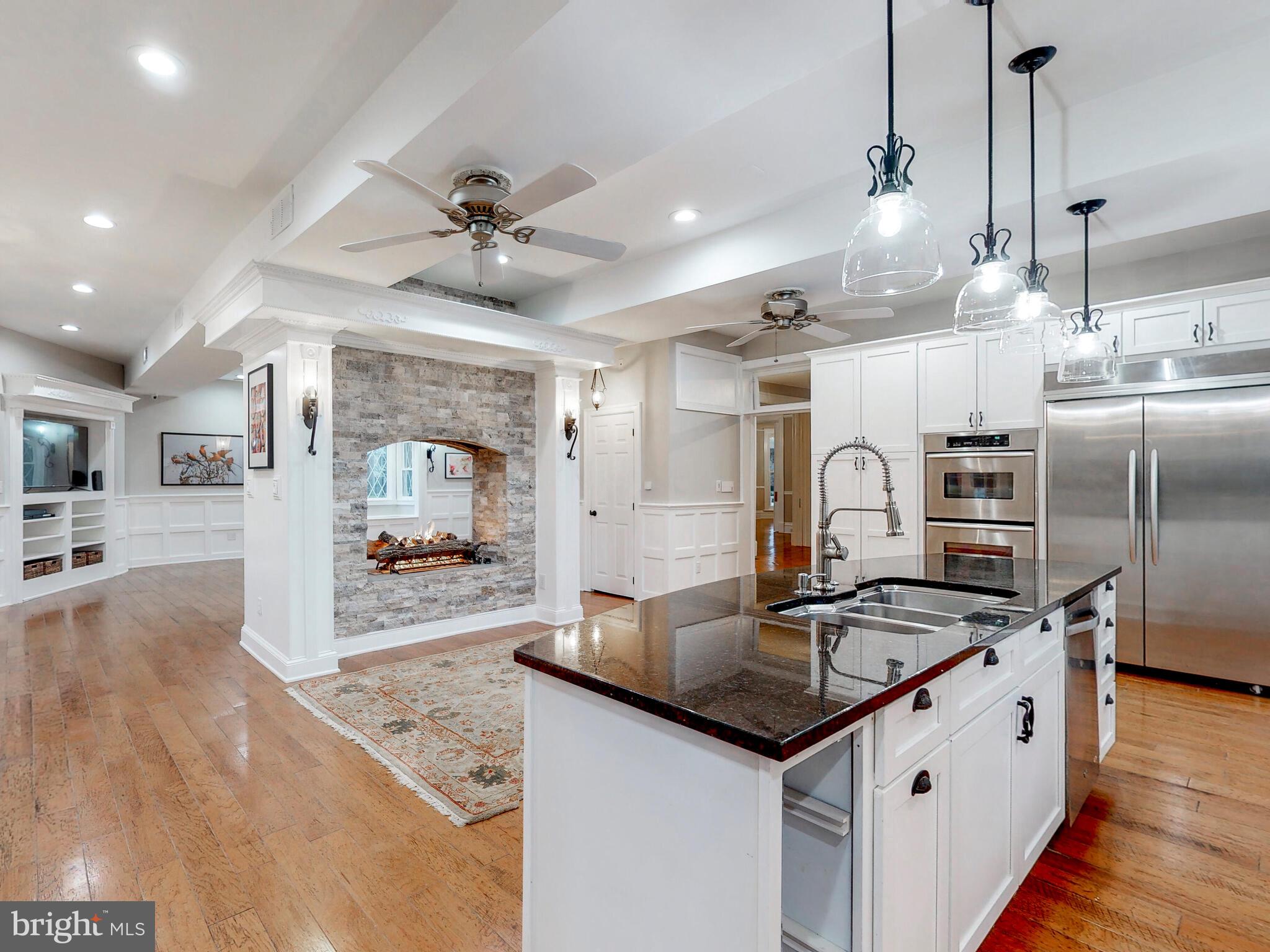 NORTH ROLAND PARK - Residential