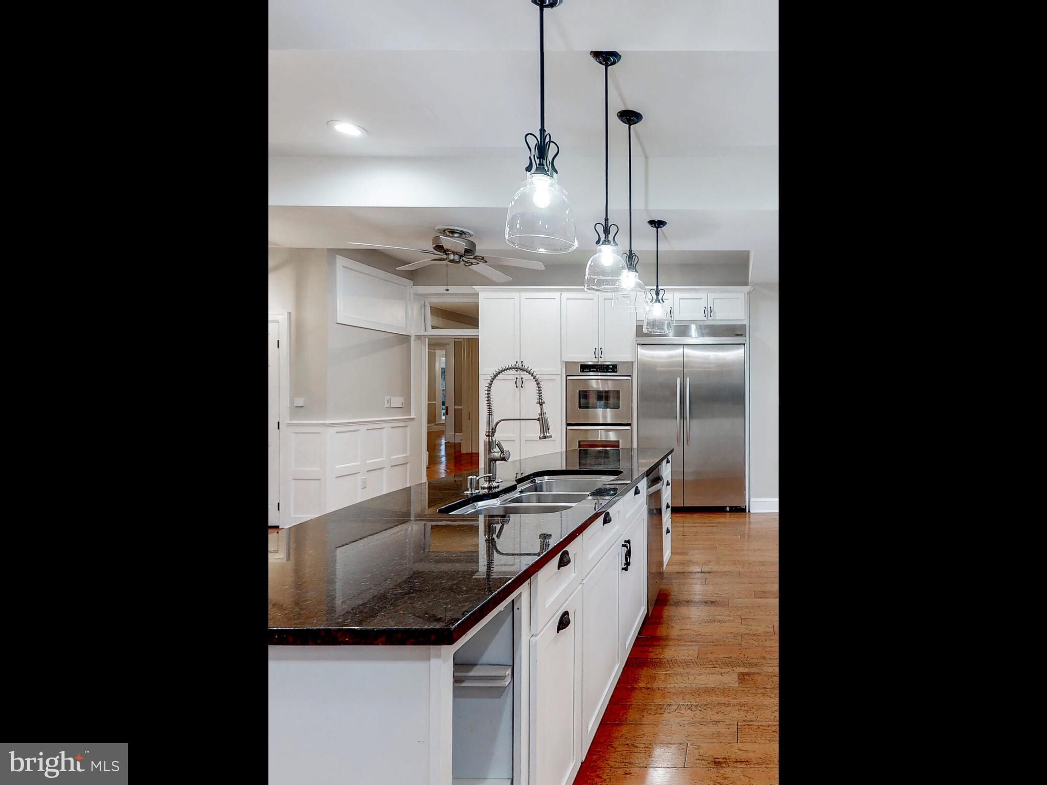 NORTH ROLAND PARK - Residential