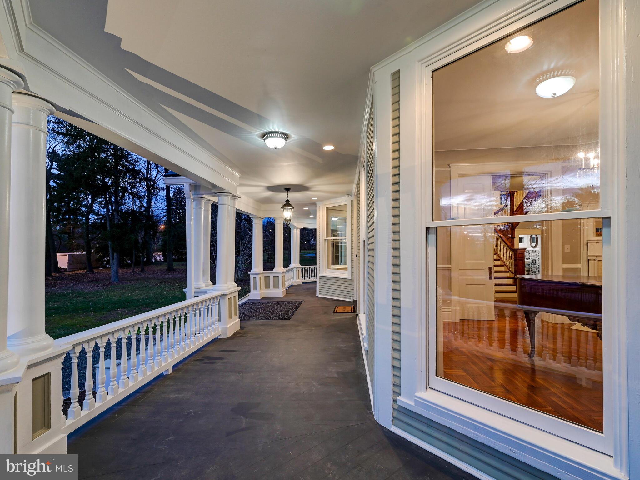 NORTH ROLAND PARK - Residential