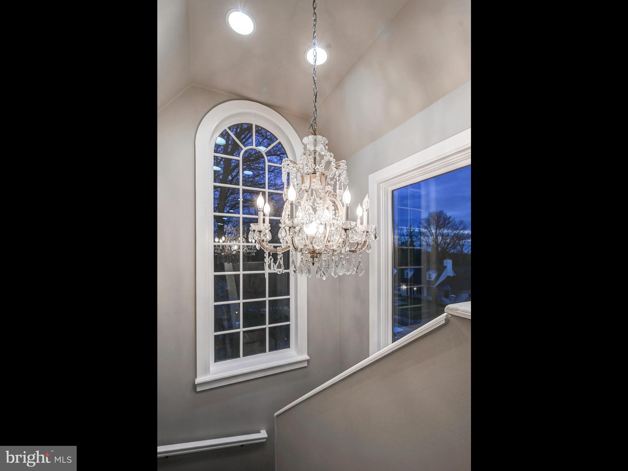 NORTH ROLAND PARK - Residential