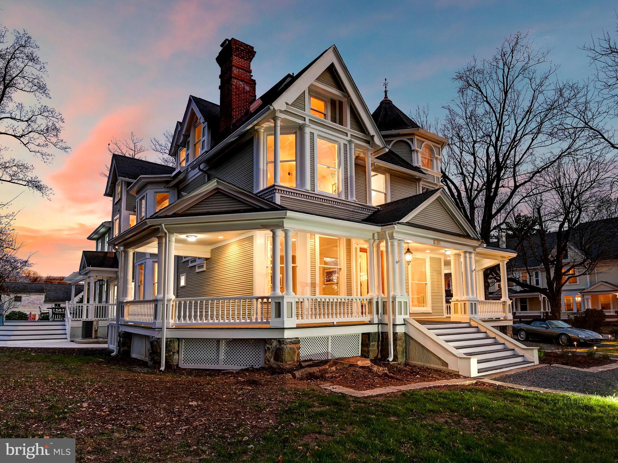 NORTH ROLAND PARK - Residential