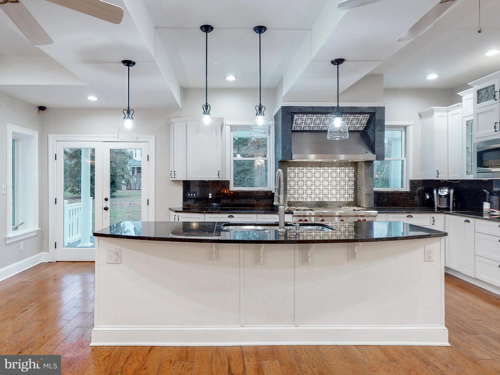 NORTH ROLAND PARK - Residential