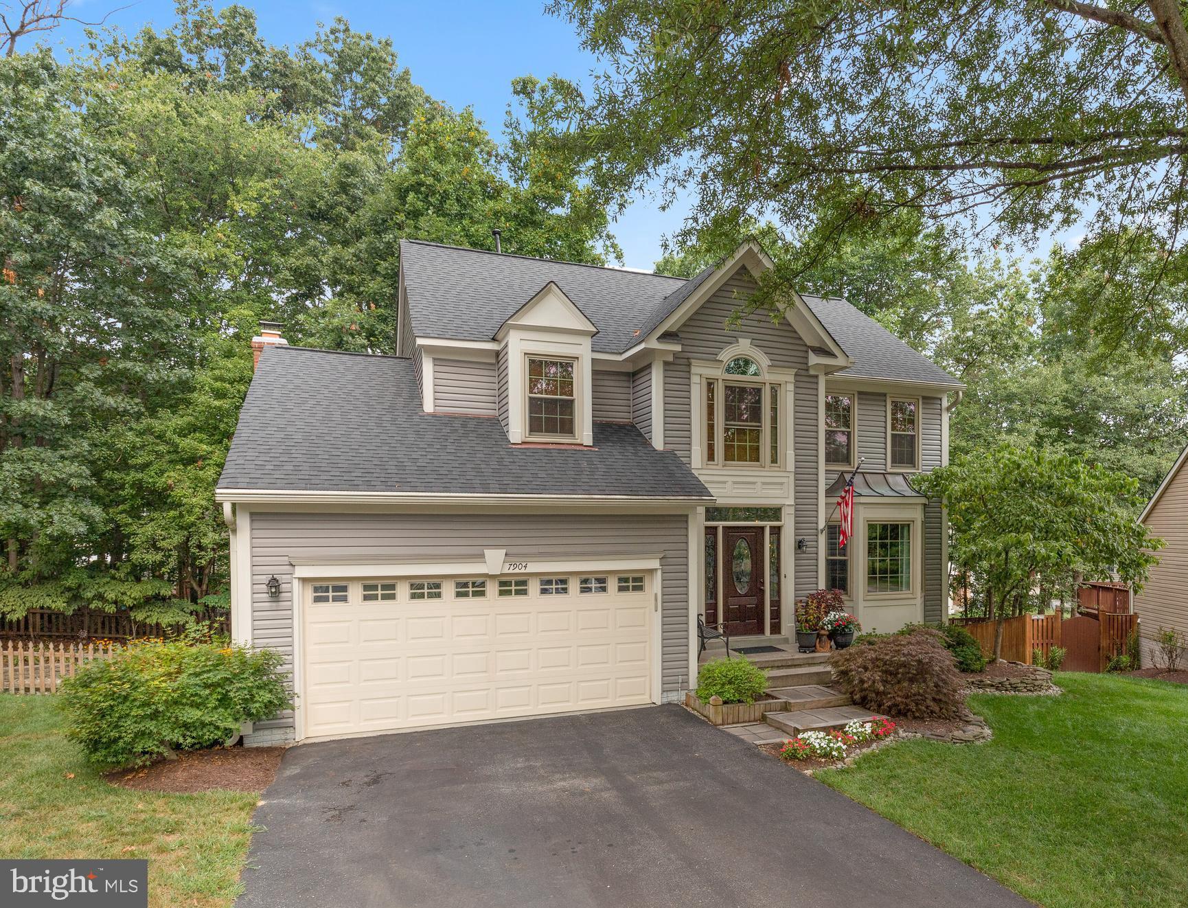 NORTHRIDGE - Residential