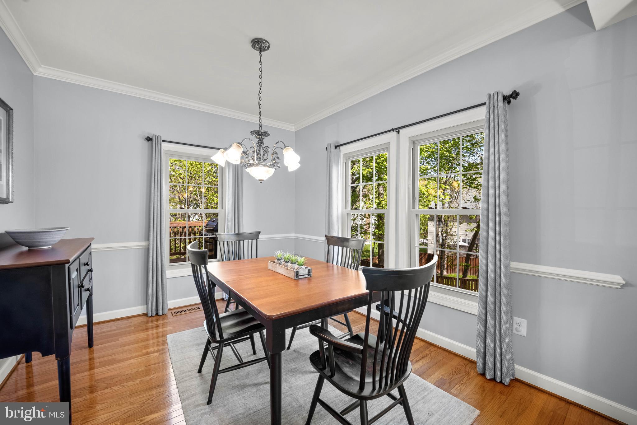 NORTHRIDGE - Residential