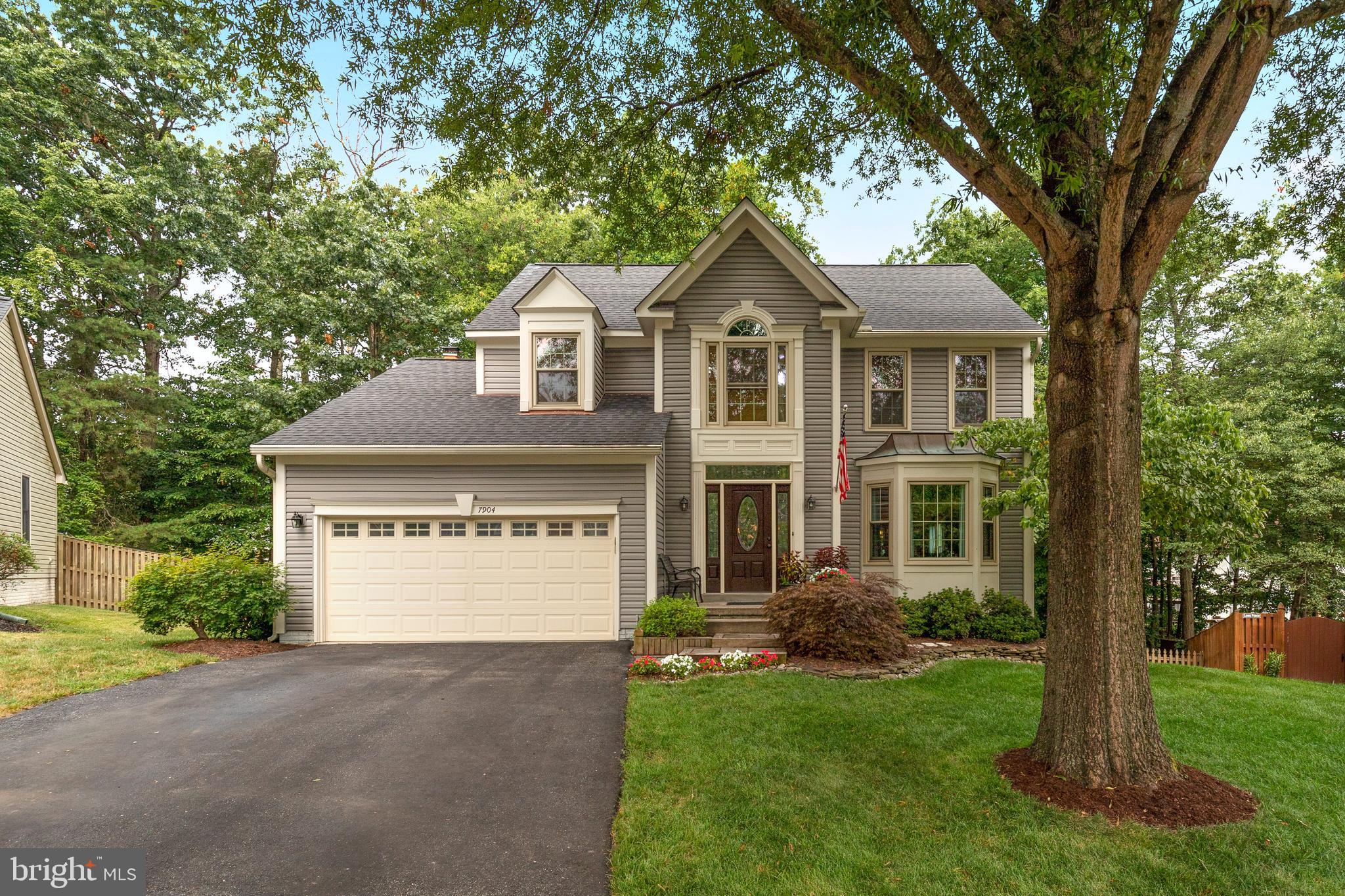 NORTHRIDGE - Residential