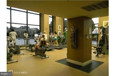 MIDTOWN ALEXANDRIA STATION CONDOMINIUM - Residential Lease