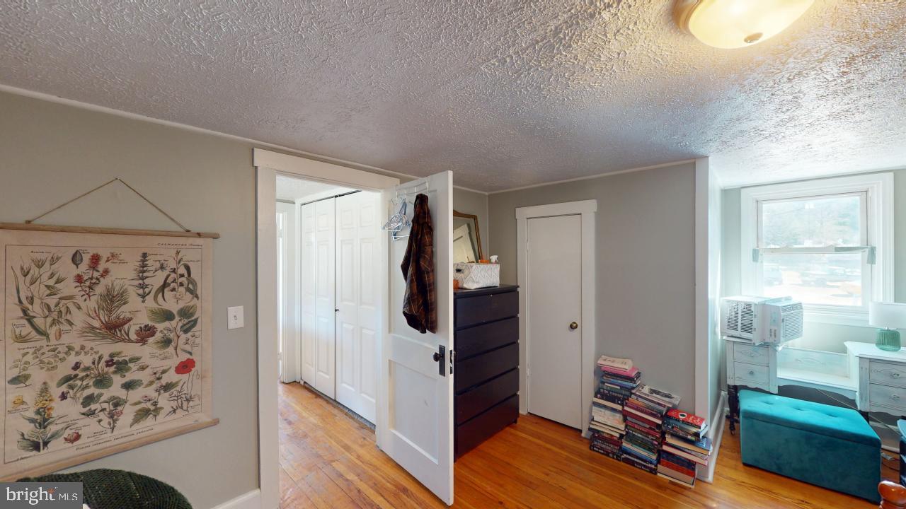 PETERSBURG - Residential