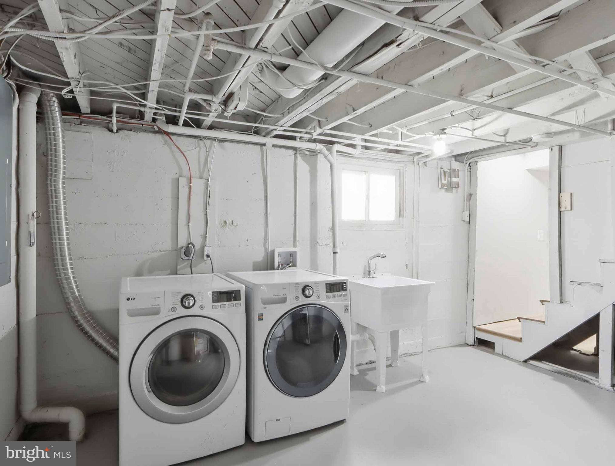 OVERLEA - Residential