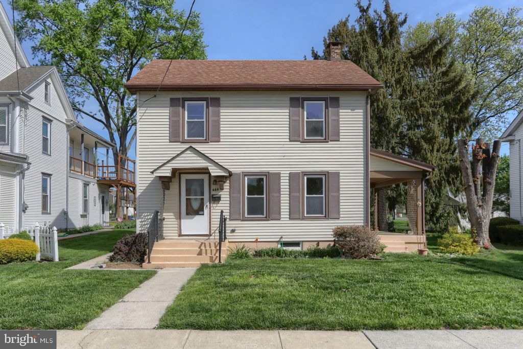 Photo of 659 E Maple Street, ANNVILLE, PA 17003 (MLS # PALN2018924)