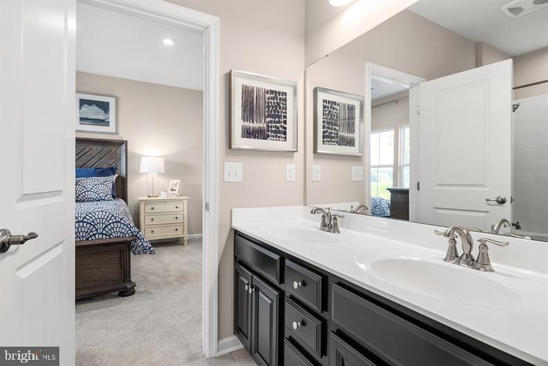 TWO RIVERS - Residential