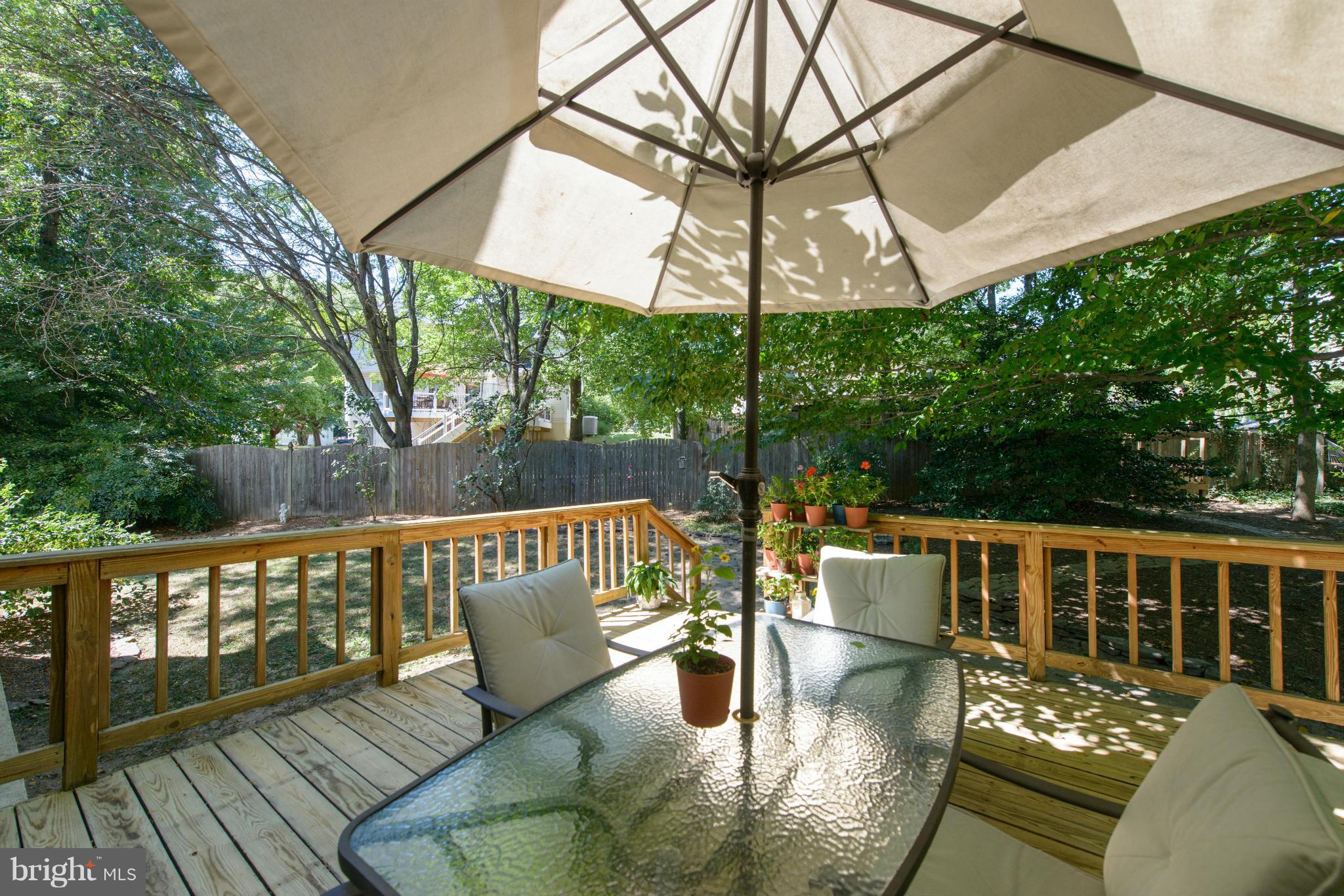 COURTS OF FOUR SEASONS - Residential