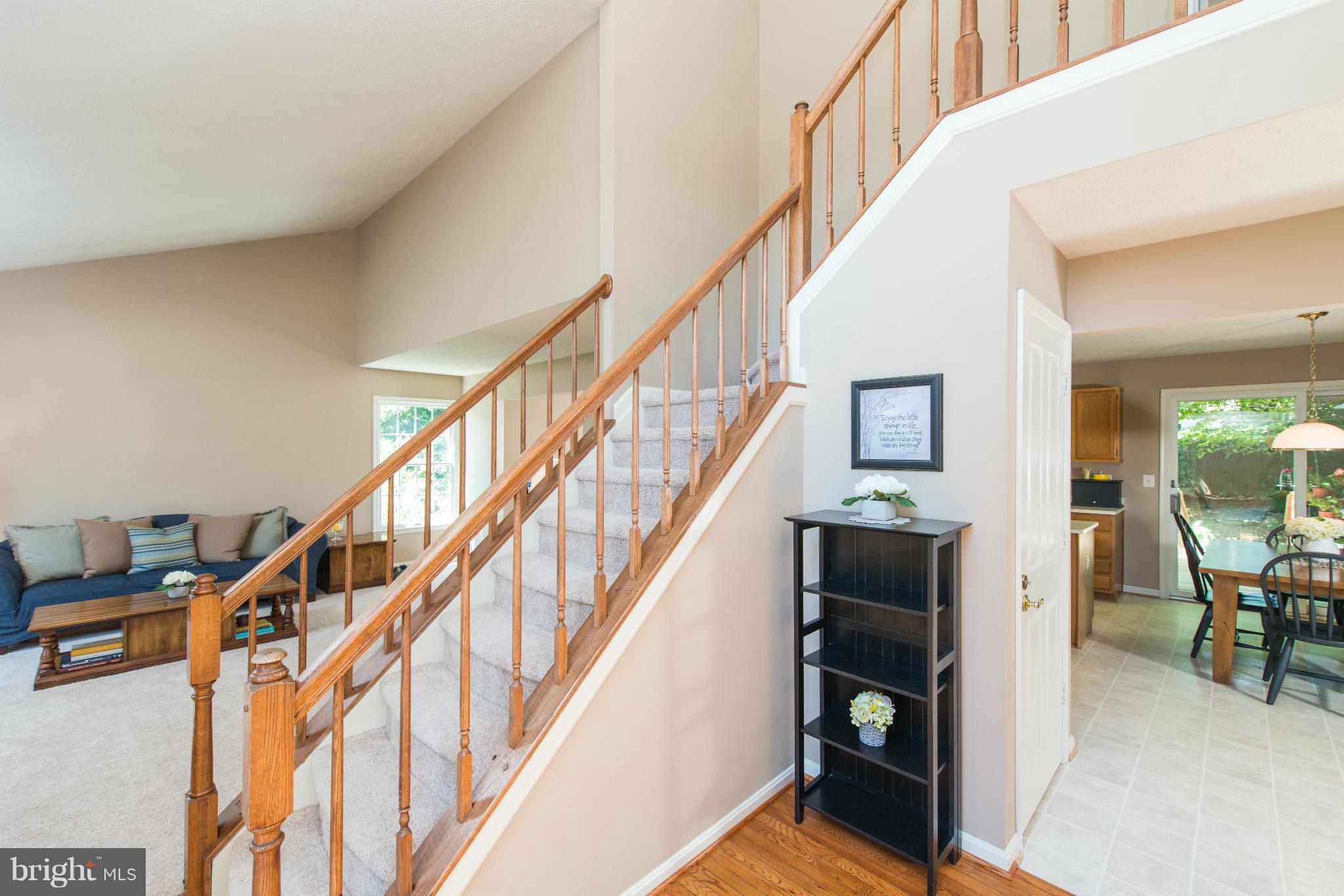 COURTS OF FOUR SEASONS - Residential