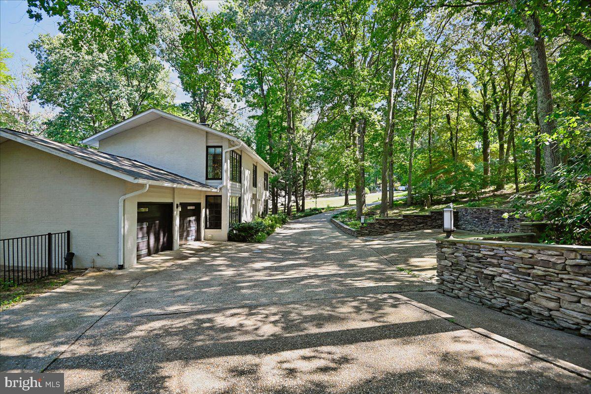 322 EAGLE HILL ROAD