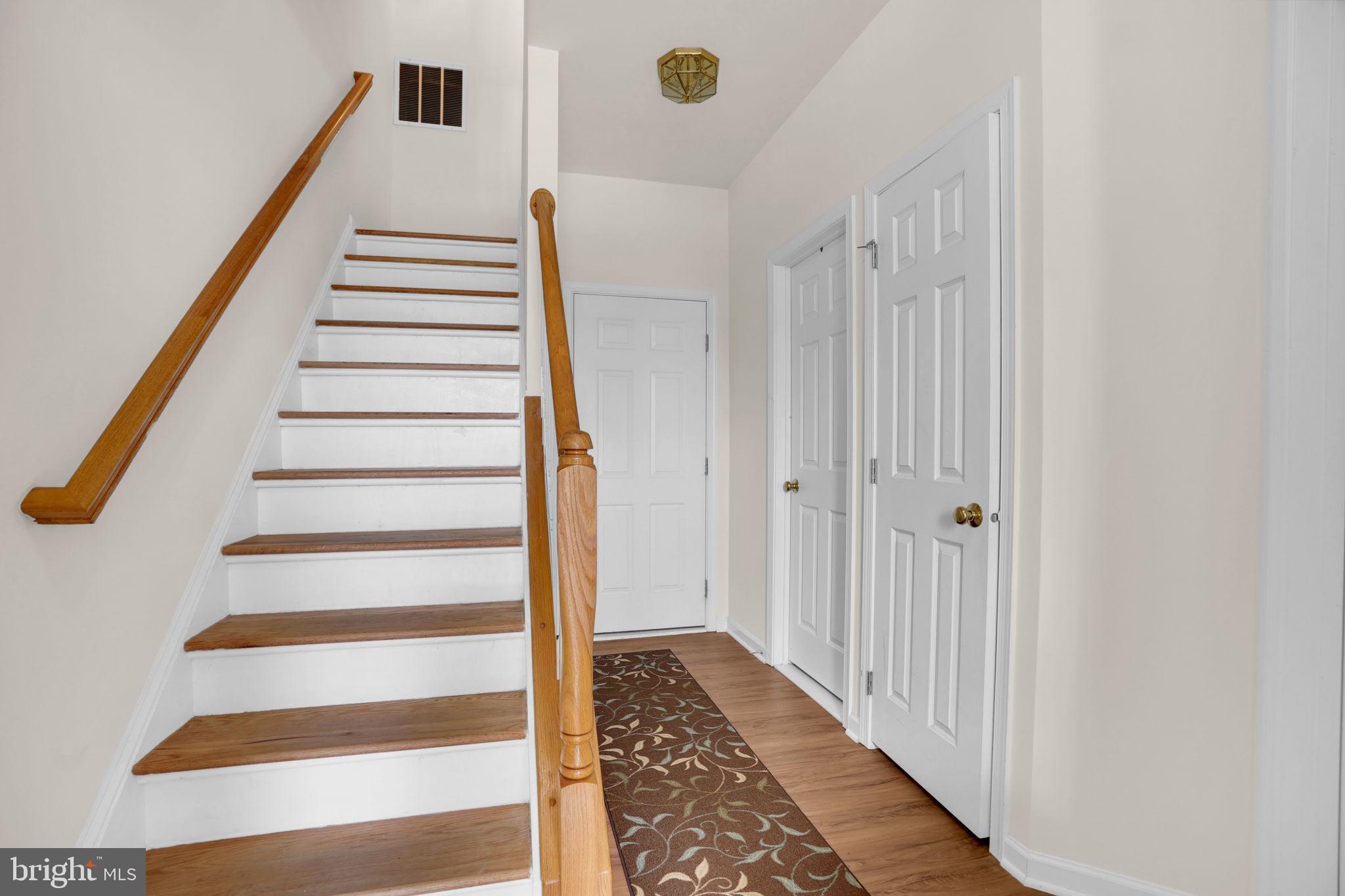 SOUTH RIDING - Residential