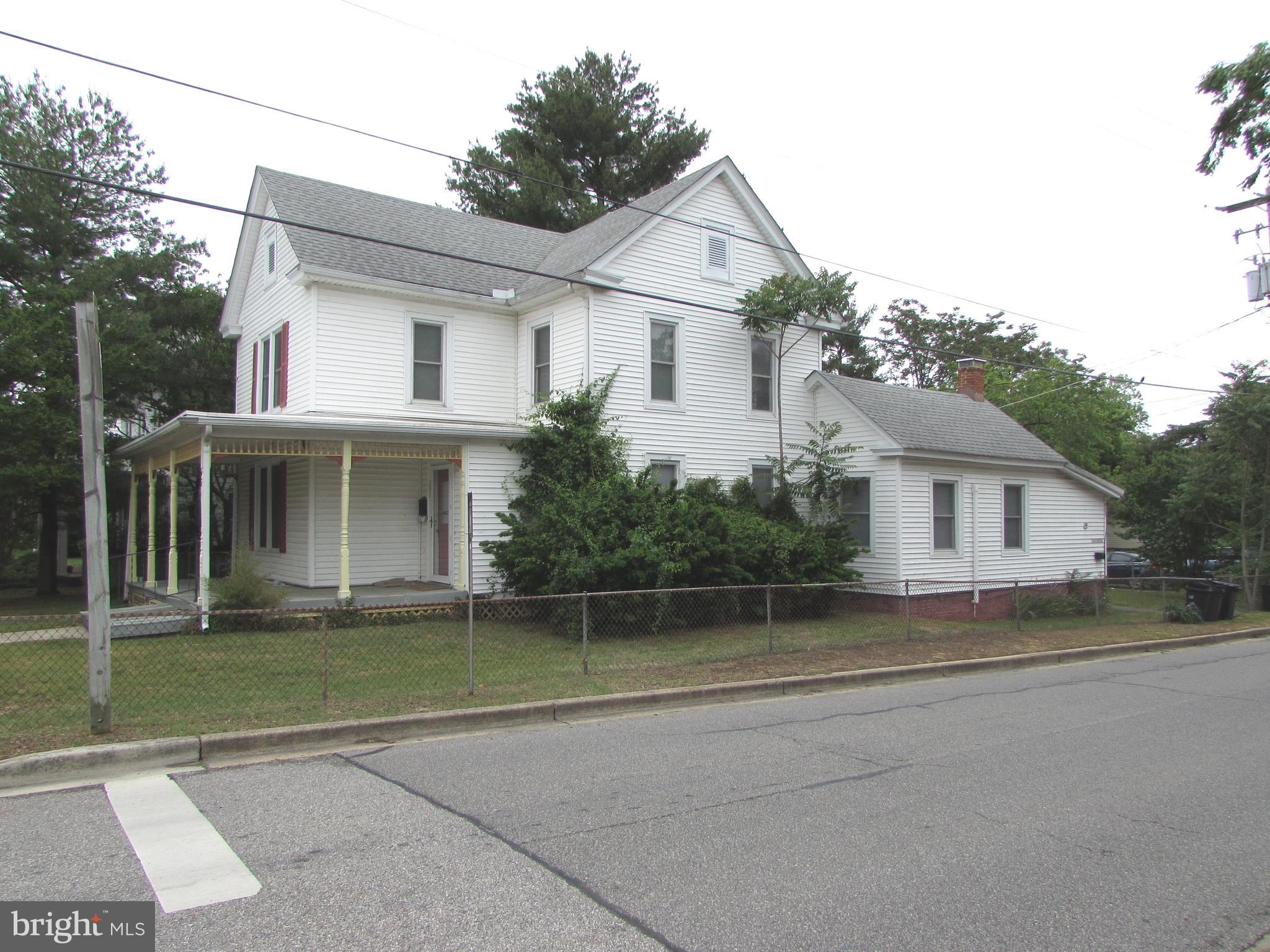 207 GAY STREET