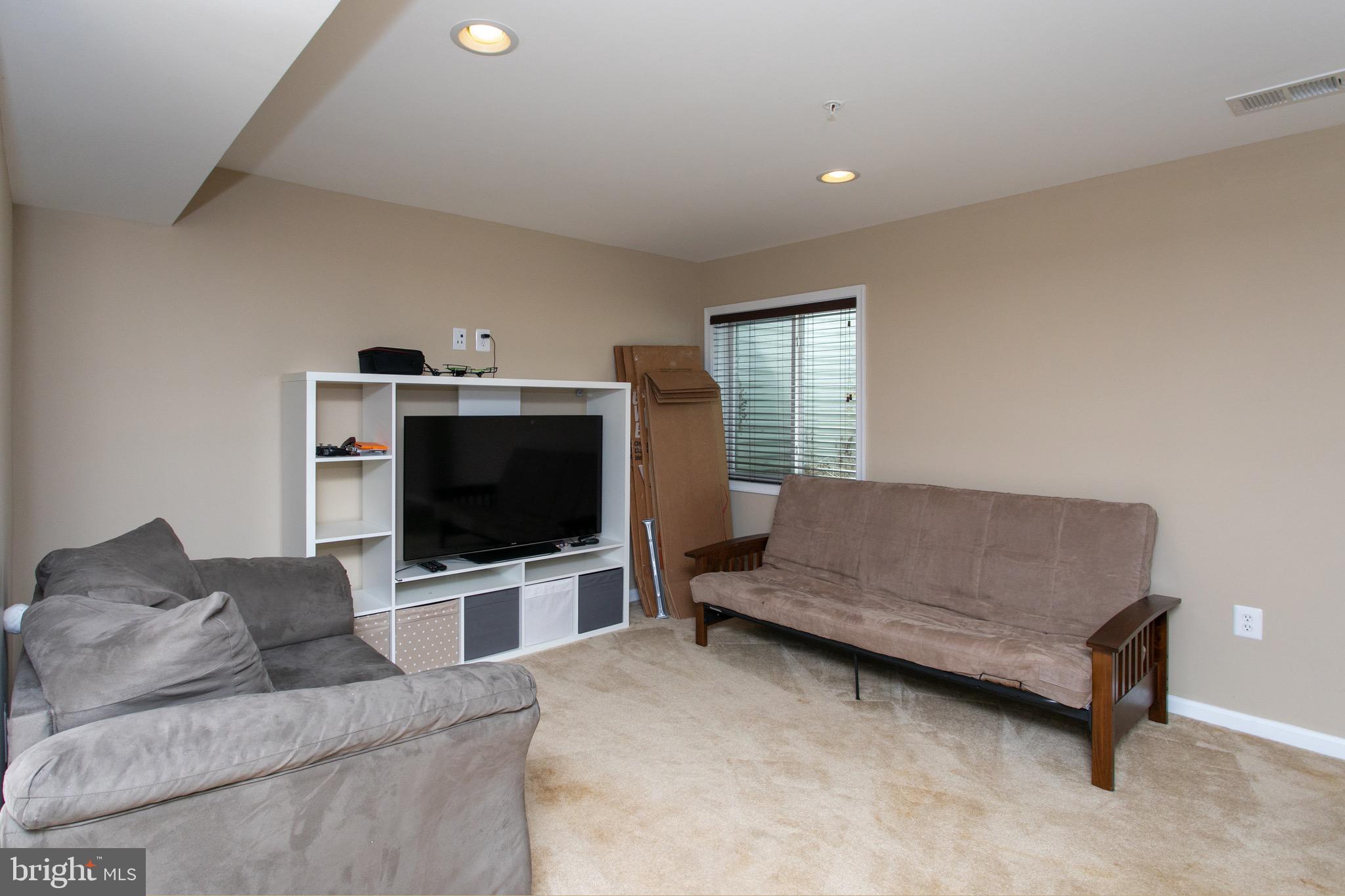 THE PRESERVE AT PISCATAWAY - Residential Lease