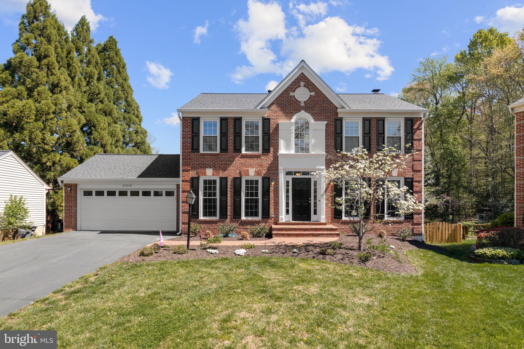 LOWES ISLAND/CASCADES - Residential