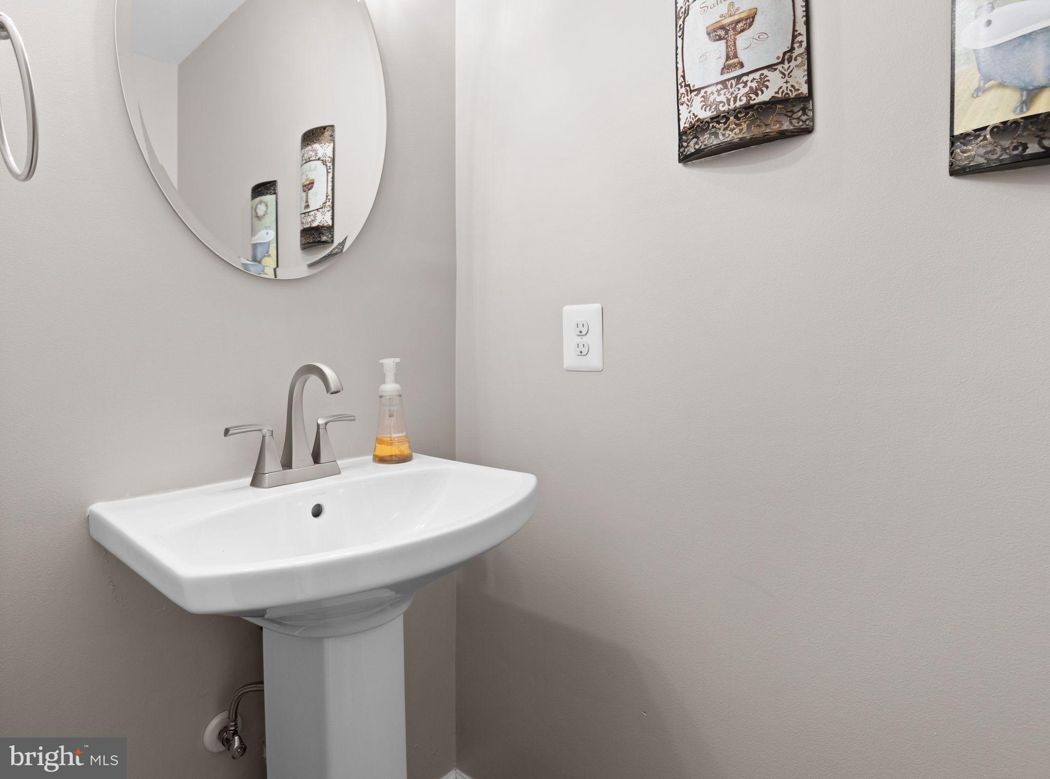 LOWES ISLAND/CASCADES - Residential