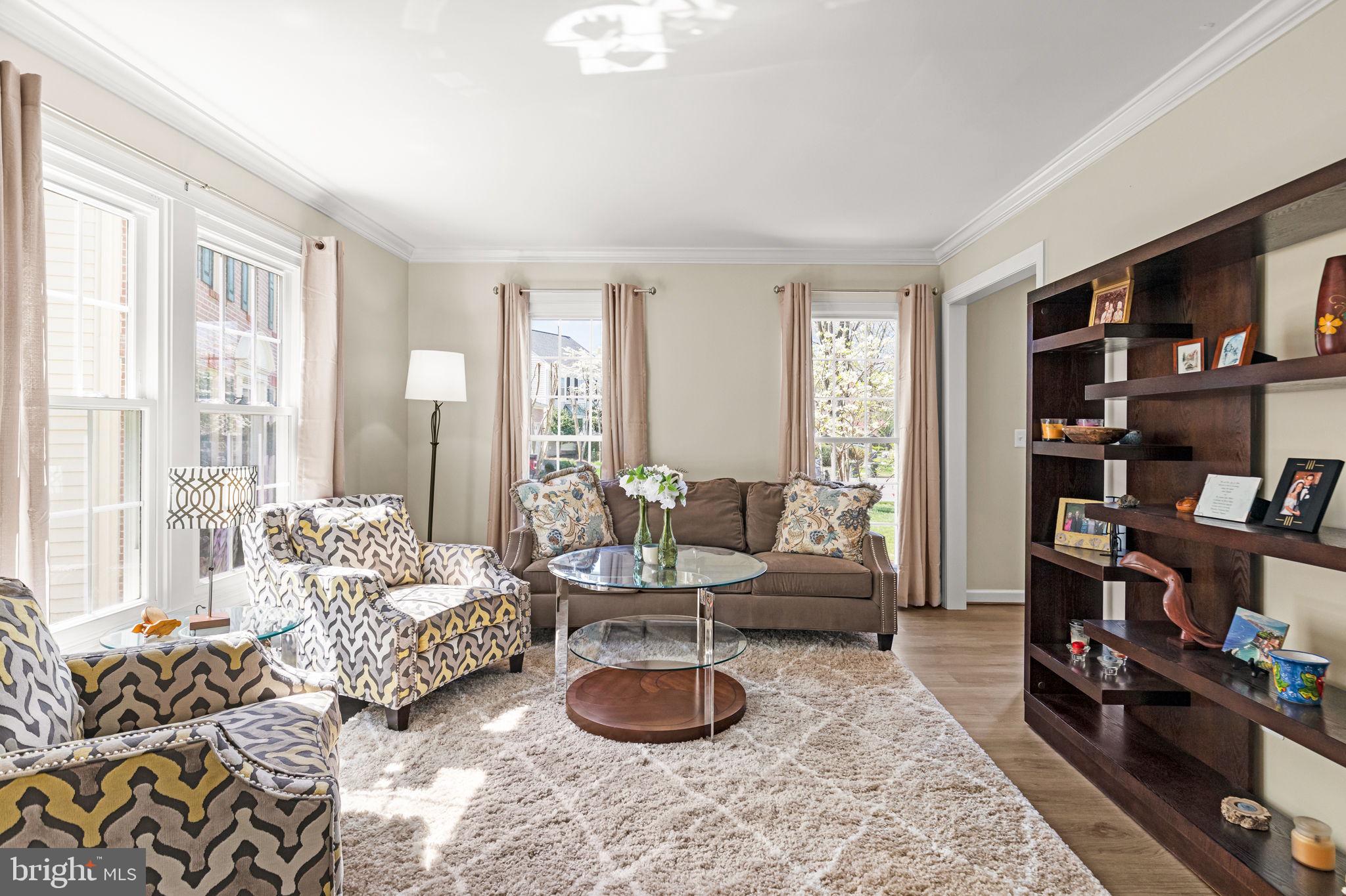 LOWES ISLAND/CASCADES - Residential