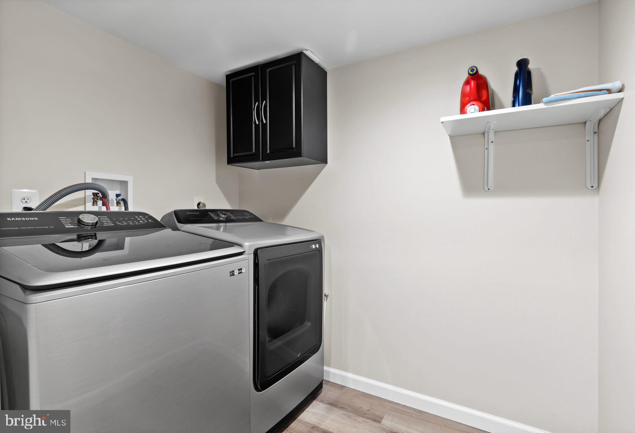 LOWES ISLAND/CASCADES - Residential