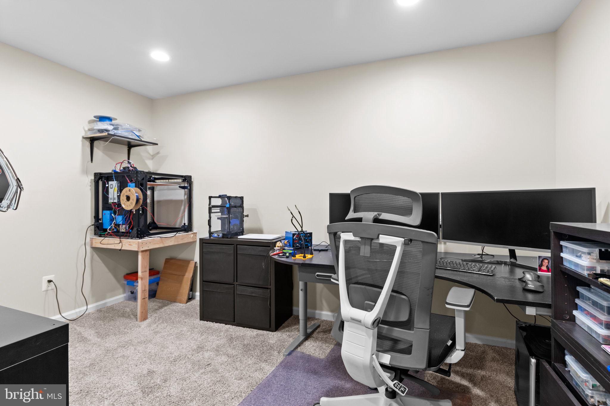 LOWES ISLAND/CASCADES - Residential