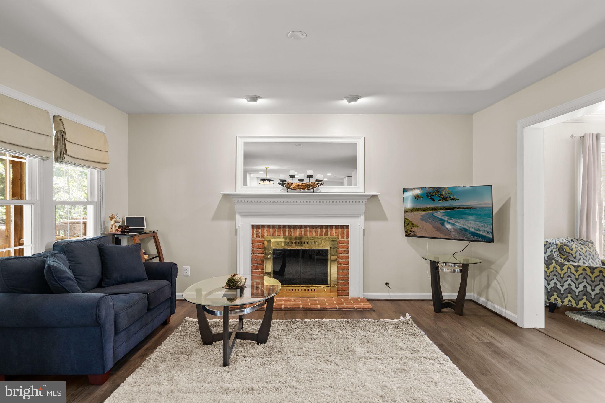 LOWES ISLAND/CASCADES - Residential