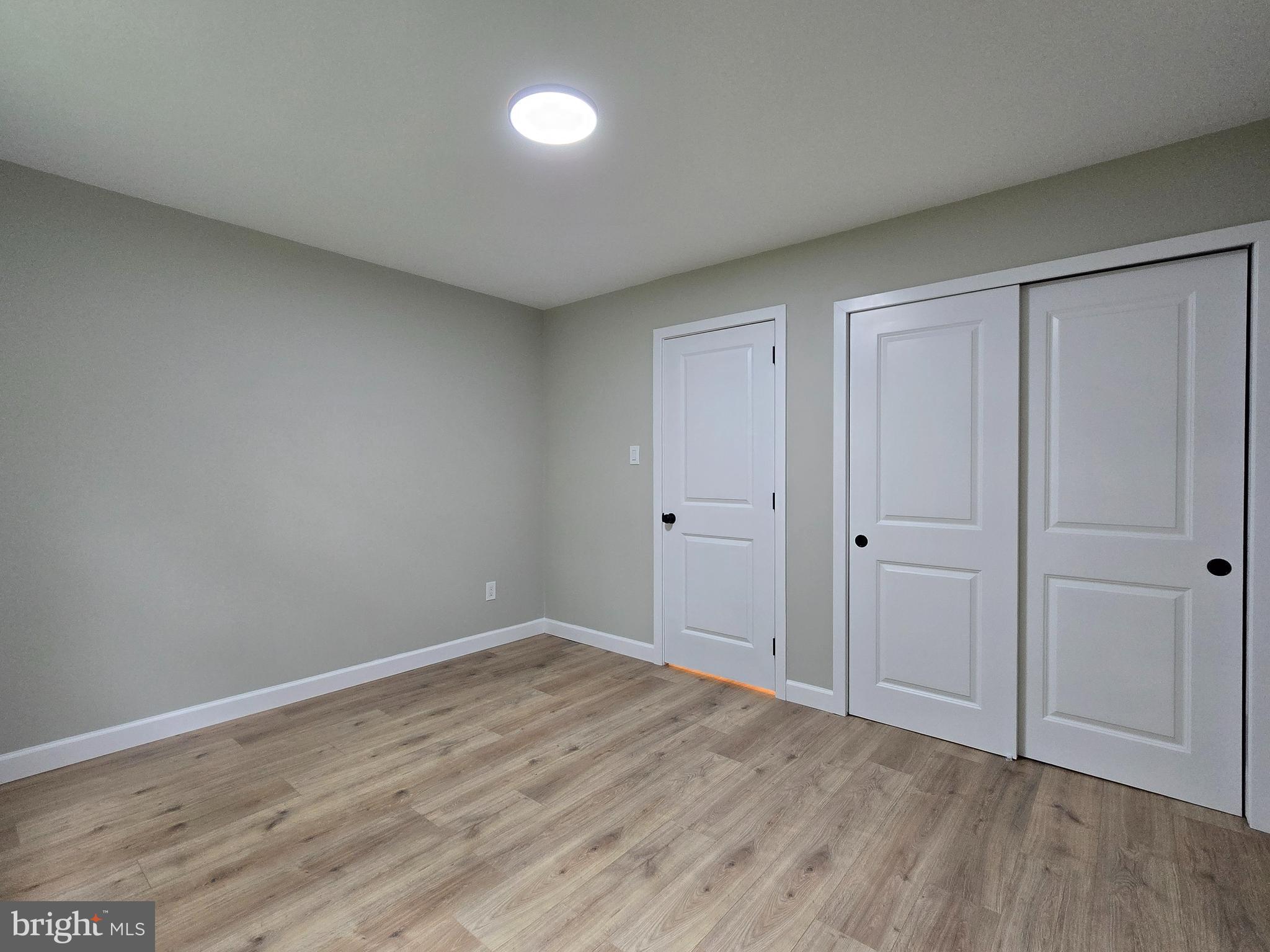 SOUTHAMPTON HILLS - Residential