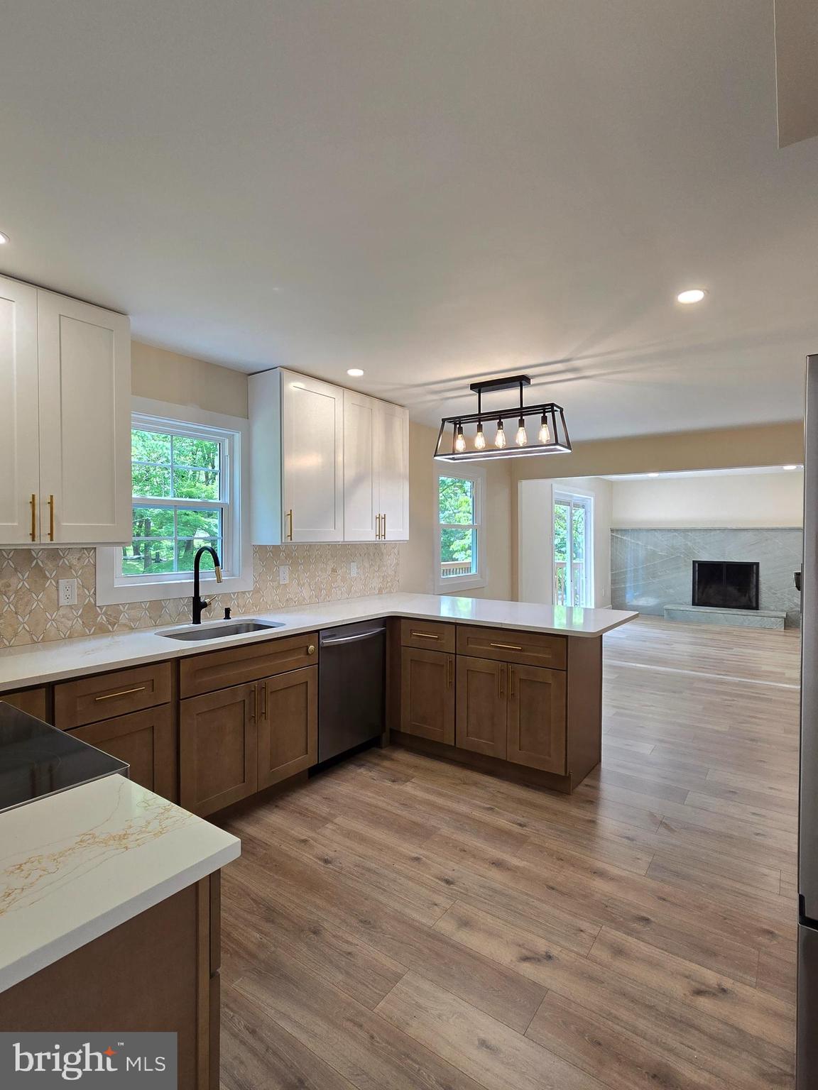 SOUTHAMPTON HILLS - Residential