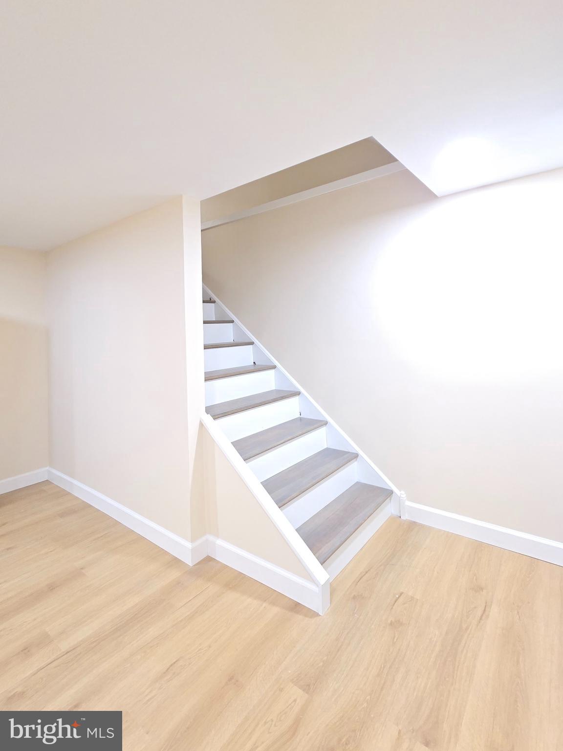 SOUTHAMPTON HILLS - Residential