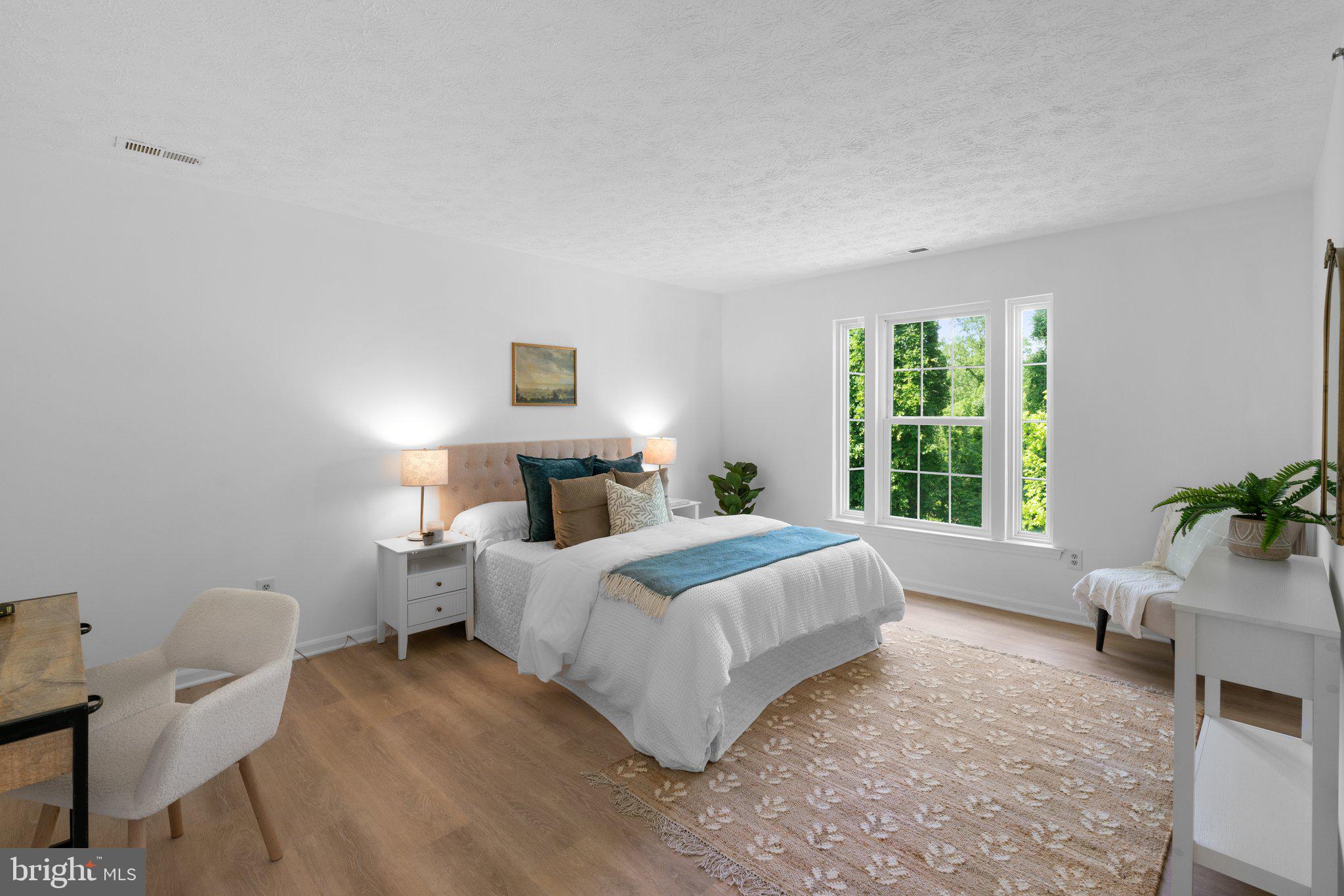 BEDFORD COMMONS - Residential