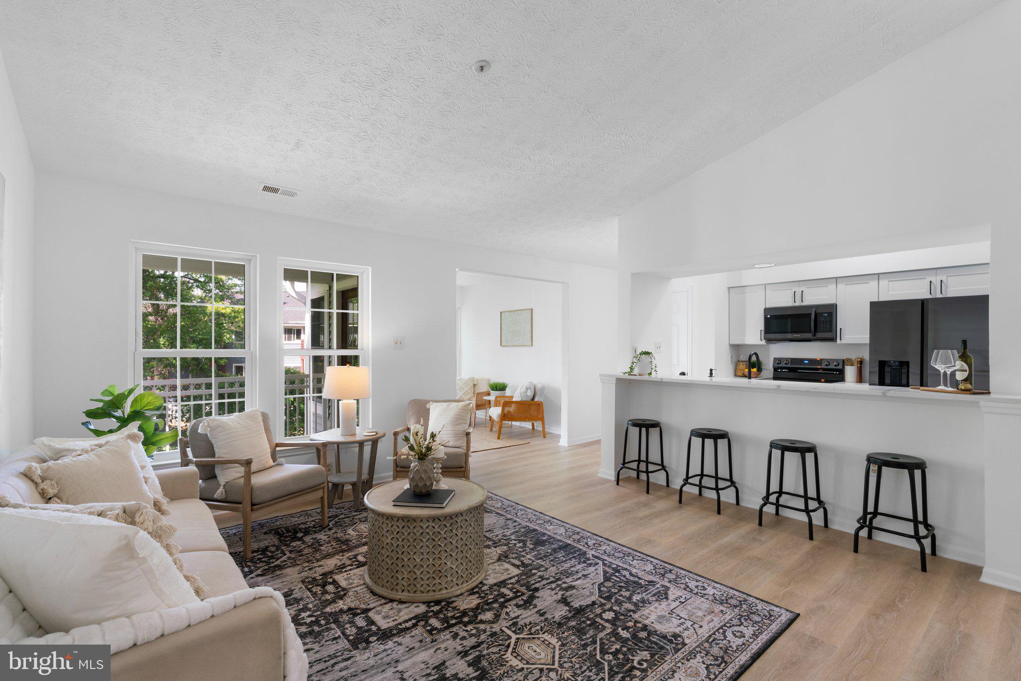 BEDFORD COMMONS - Residential