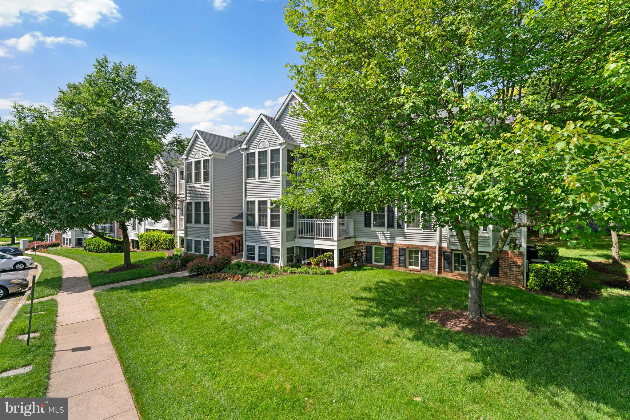 BEDFORD COMMONS - Residential