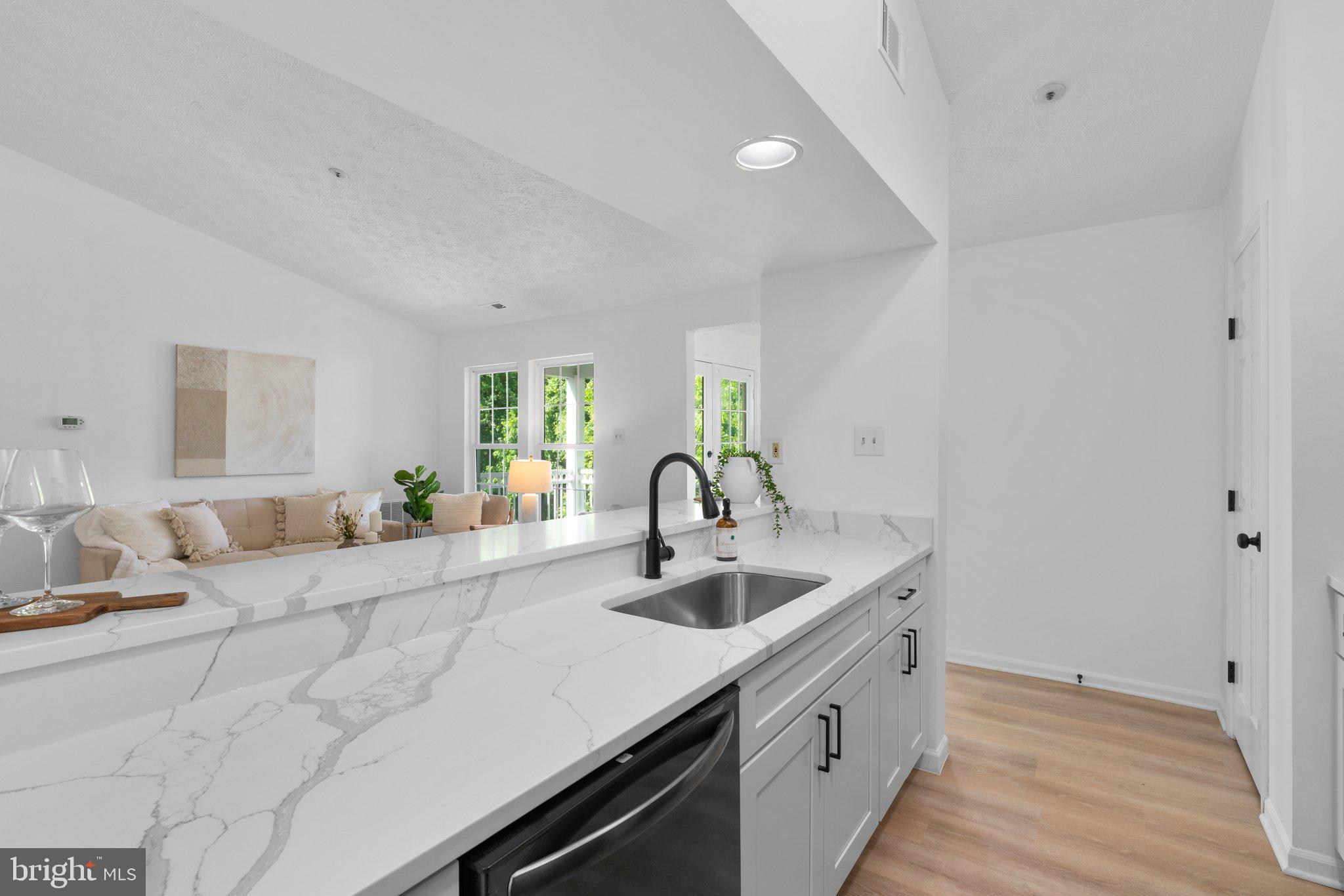 BEDFORD COMMONS - Residential