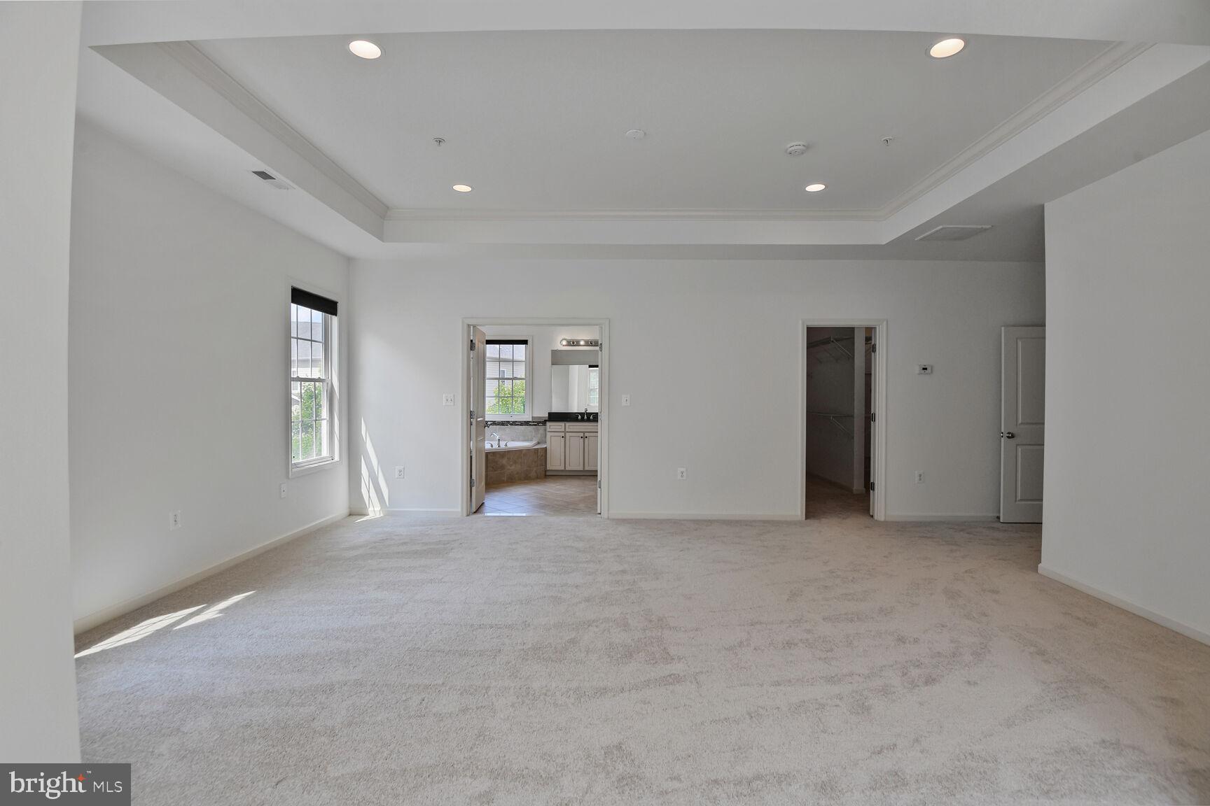 POPLAR RUN - Residential