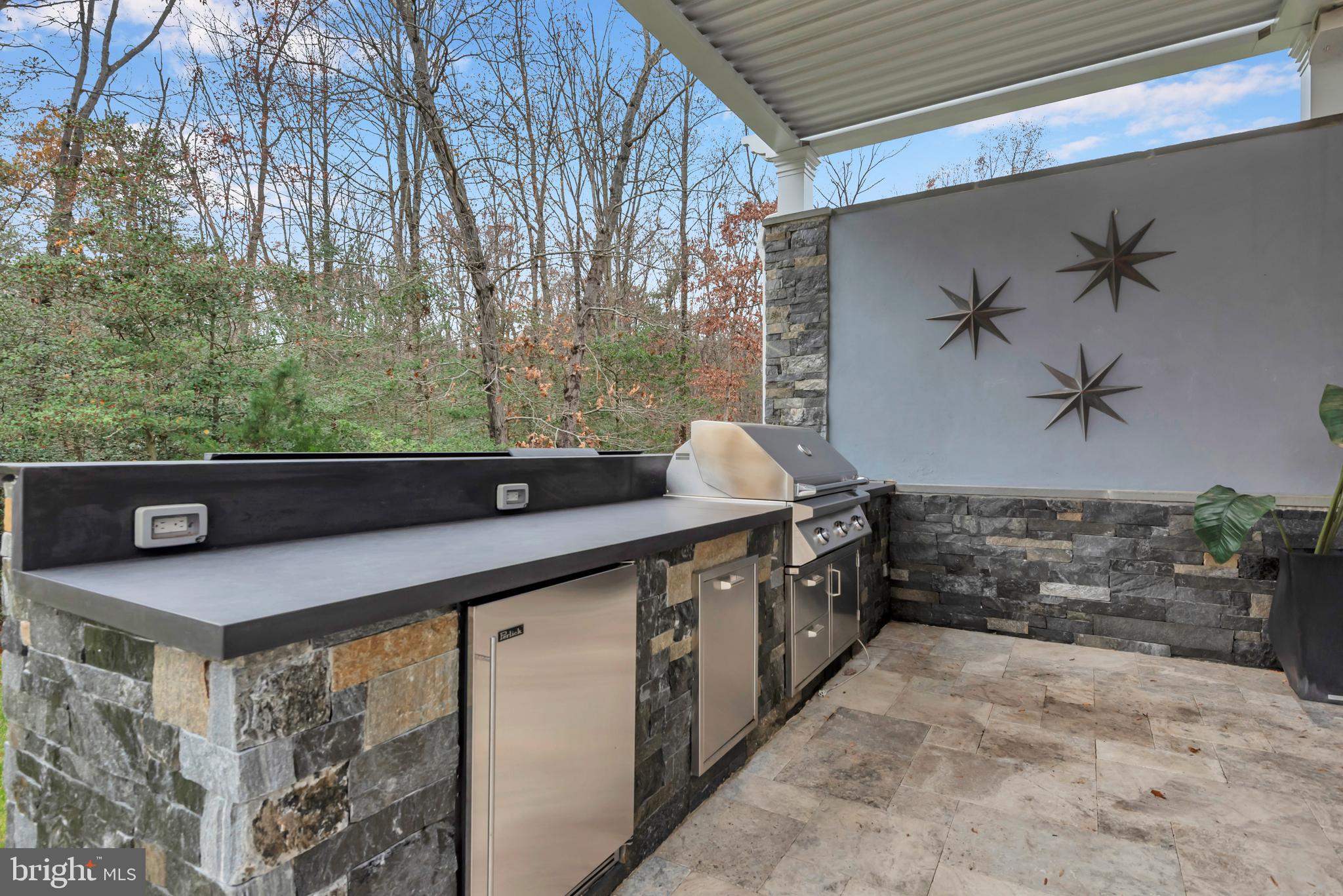 SEVERN HIGHLANDS - Residential