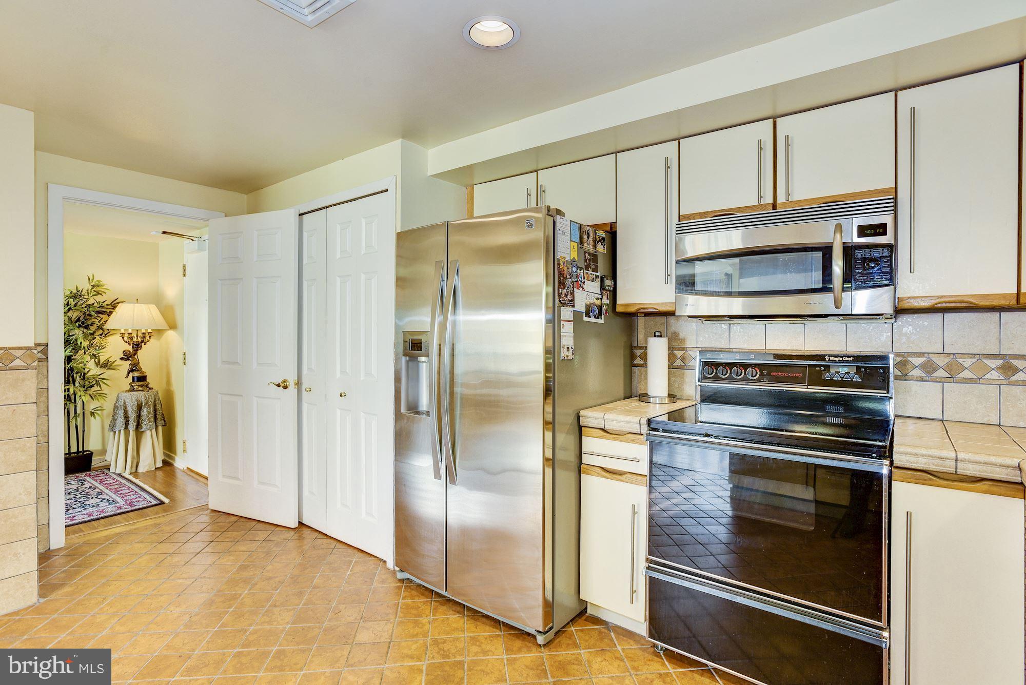 BREYER ESTATES - Residential