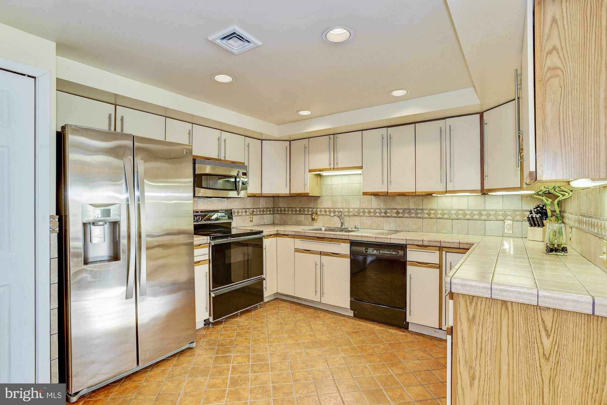 BREYER ESTATES - Residential